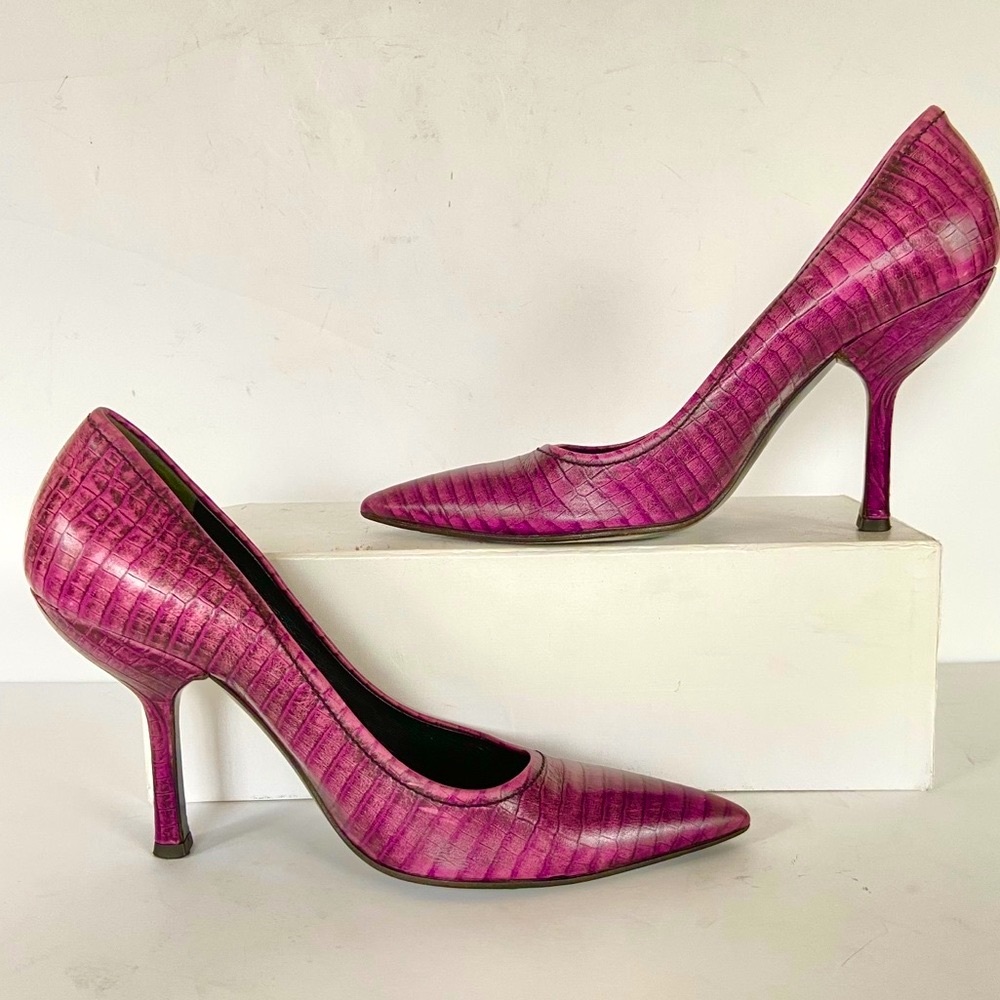Miu Miu purple snakeskin print heels 38